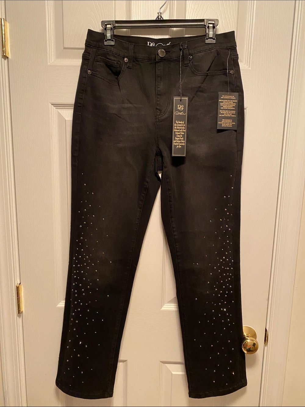 DG2 Black Embellished Women's Jeans…size 10